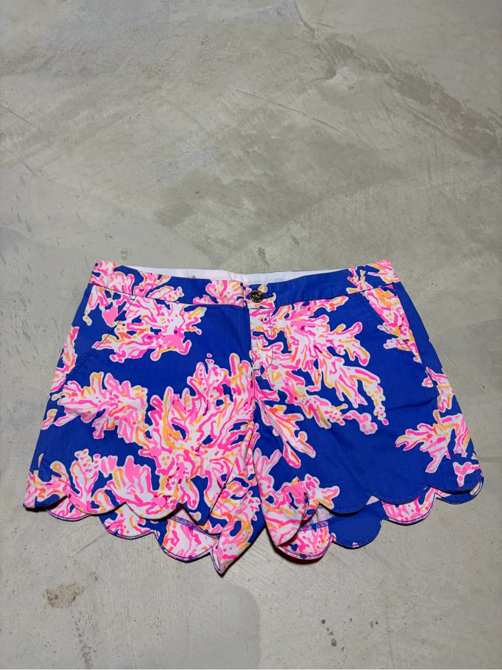 Lilly Pulitzer buttercup short 5” inseam Blue coral Scallop Hem Women's Shorts 8